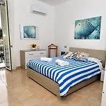 La Casetta Del Vicolo - Free Parking & 15 Min Station Apartamento La Spezia
