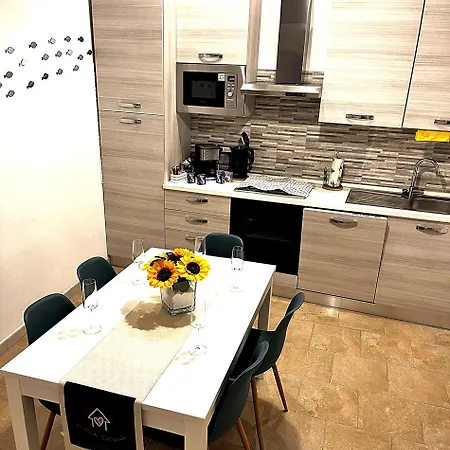 La Casetta Del Vicolo Apartament La Spezia