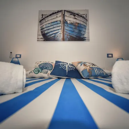 La Casetta Del Vicolo - Free Parking & 15 Min Station 公寓