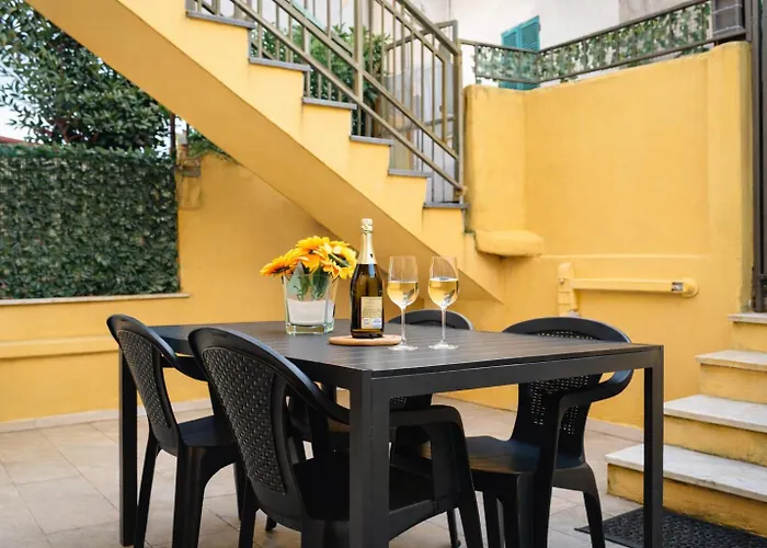 La Casetta Del Vicolo - Free Parking & 15 Min Station Appartement *