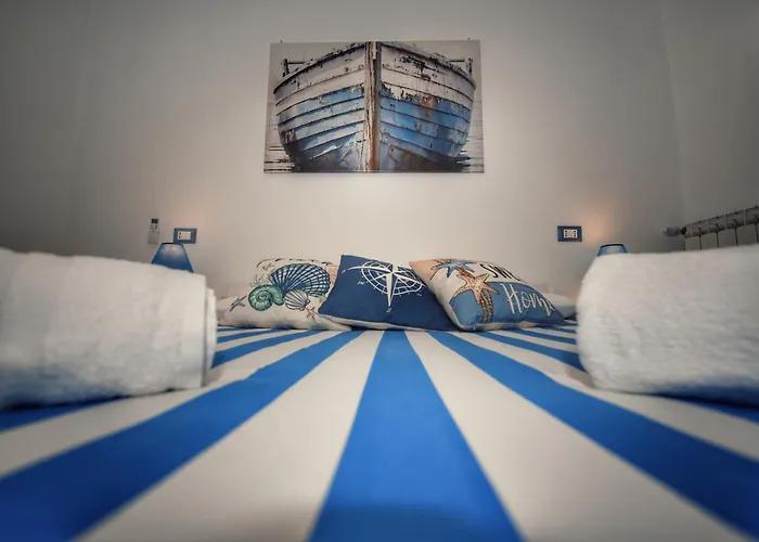 La Casetta Del Vicolo - Free Parking & 15 Min Station Appartement