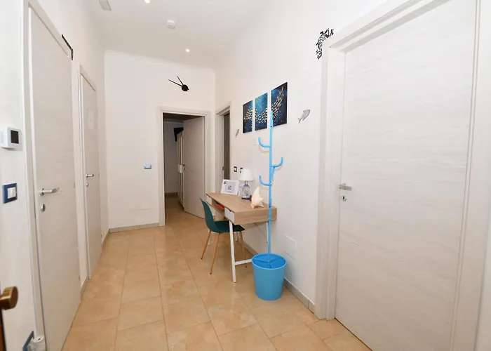 La Casetta Del Vicolo - Free Parking & 15 Min Station לה ספציה